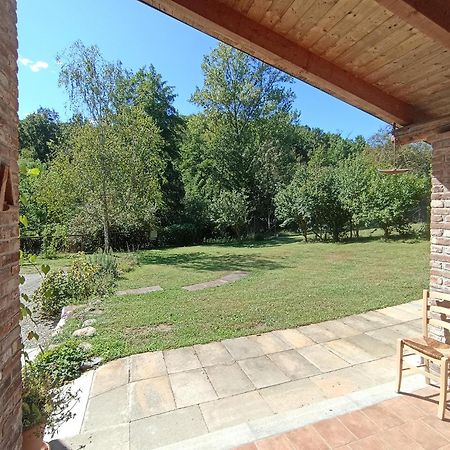 Hotel I Suoni Del Bosco Casalborgone Exterior foto